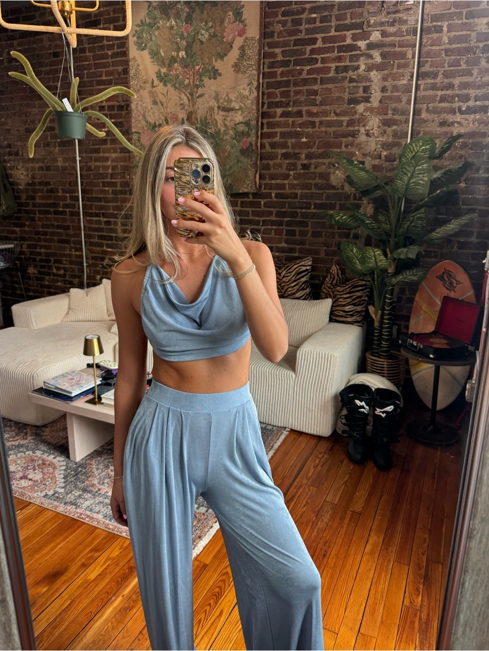 Chic Matching CO-ORD Light Blue Wide-Leg Set - Picture 16 of 16